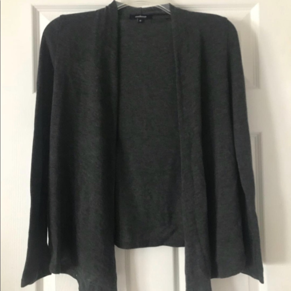 Cardigan sweater